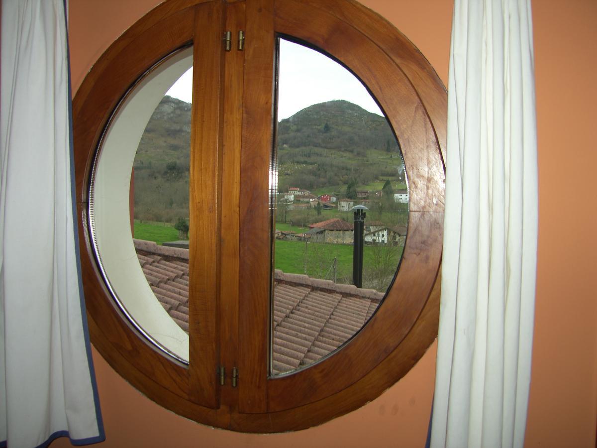 Posada El Pareon Sirviella Exterior foto