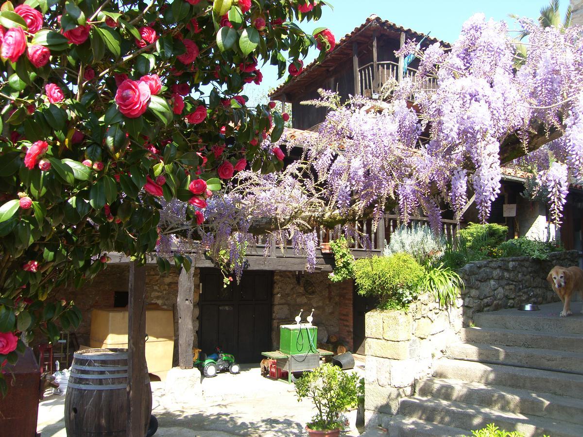 Posada El Pareon Sirviella Exterior foto